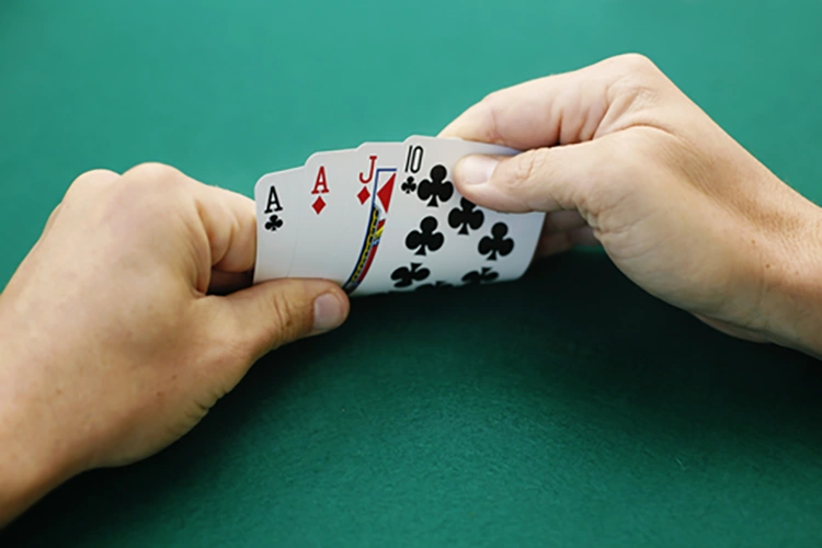 Omaha poker hand